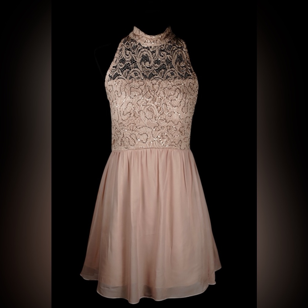 “Xtraordinary” Women’s Juniors Lace Sequin Halter Homecoming Dress Pink Size 11 - Picture 4 of 15